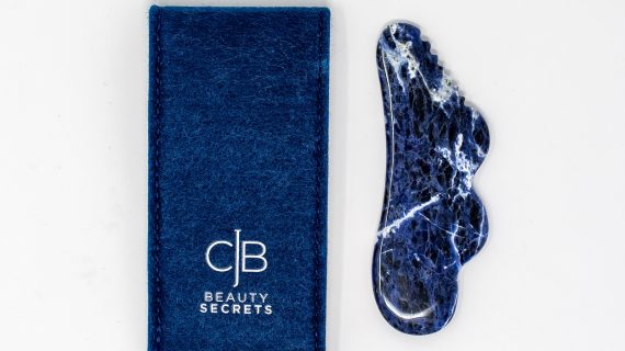 12_20-Beauty-Secrets-009-570x320