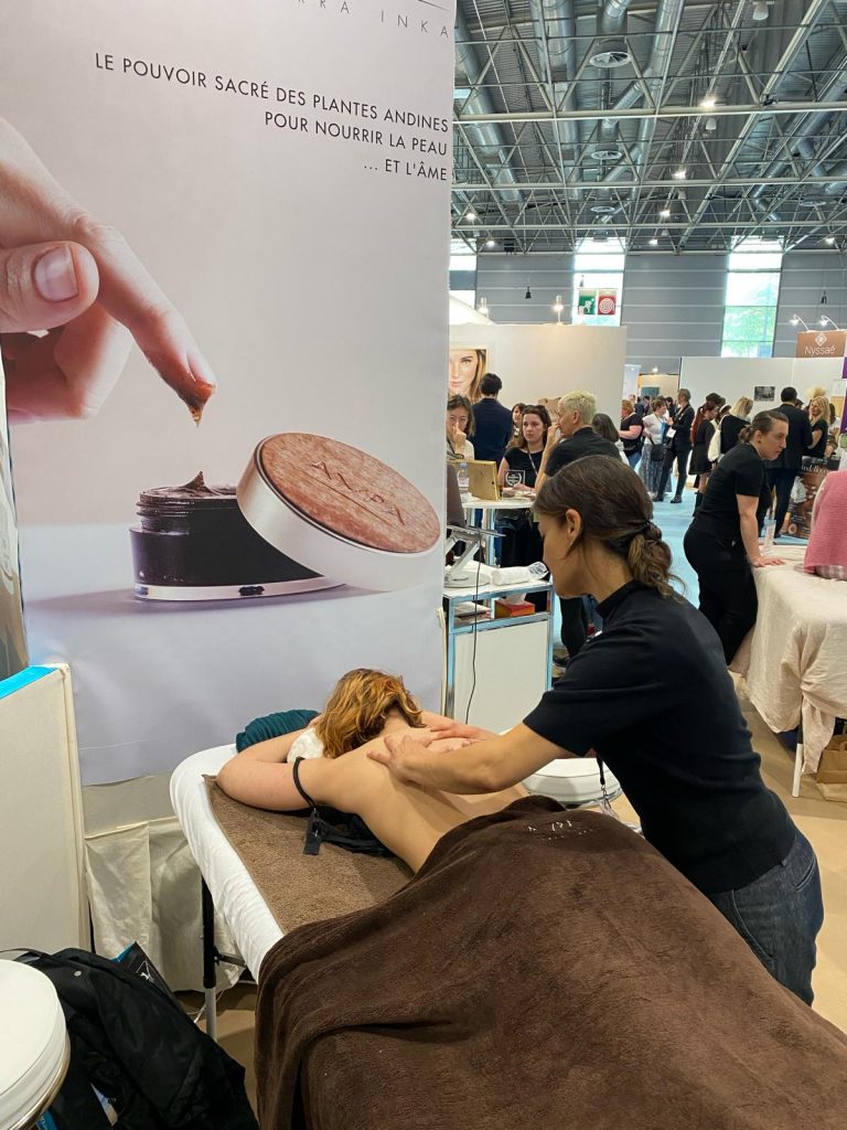 AYPA 53rd International 53rd International Esthetics & Spa Congress in Paris Aypa stone massage